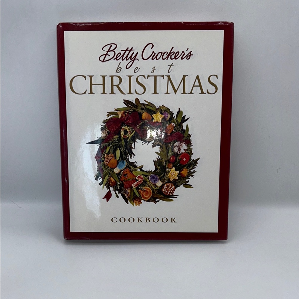 Betty Crocker Red and Gold Christmas Cookbook